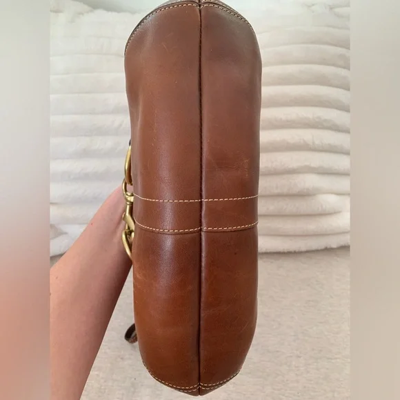 Vintage Coach shoulder bag - Picture 10 of 16